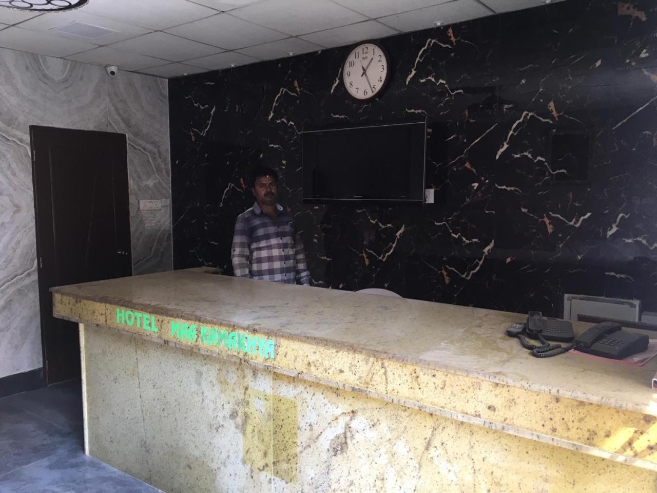 Hotel Maa Kamakhya Пури Екстериор снимка