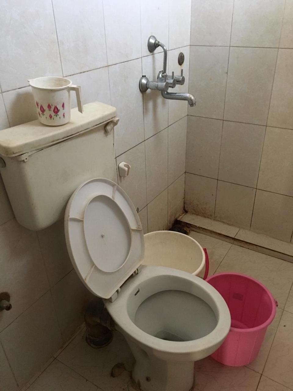 Hotel Maa Kamakhya Пури Екстериор снимка