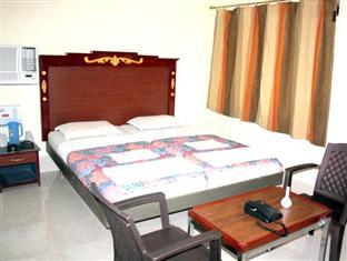 Hotel Maa Kamakhya Пури Екстериор снимка